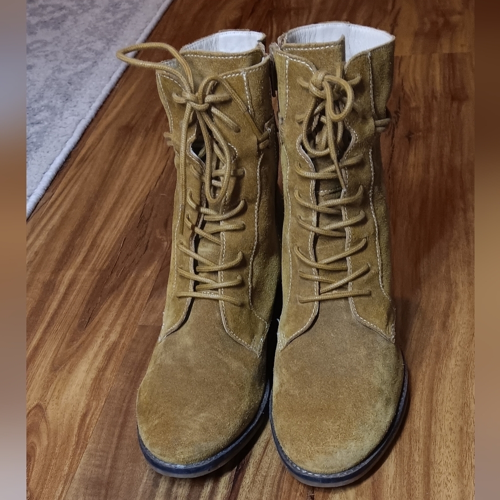 Hush Puppies Suede Combat Boots 9 Camel Tan